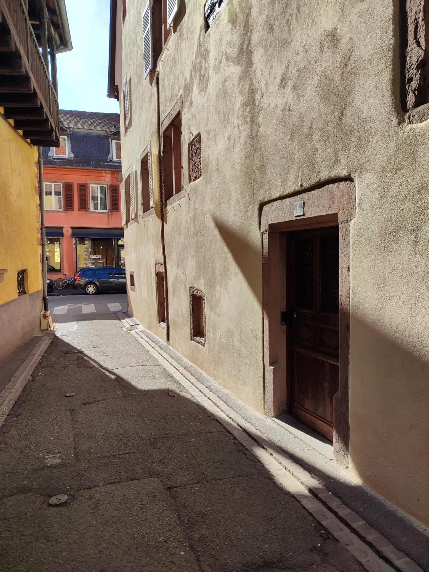 Chaleureux 3 Pieces Au Centre De Selestat Apartment Luaran gambar